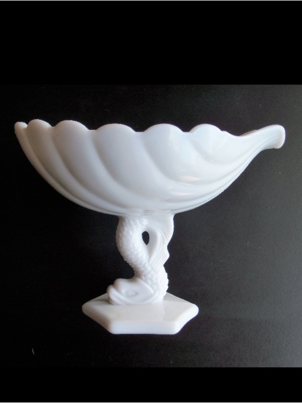 Vintage Westmoreland Milk Glass Shell/Koi Pedestal Bowl